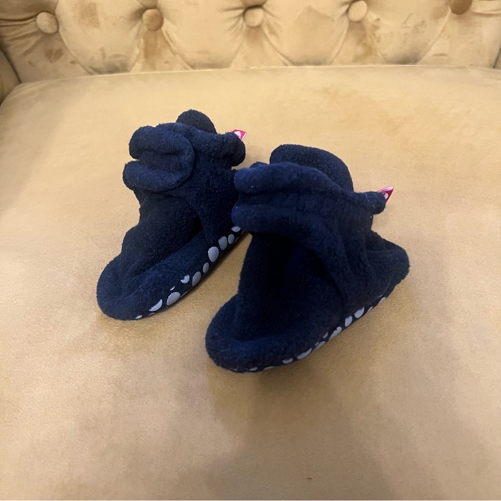 Black Zutano Booties Sz 12M